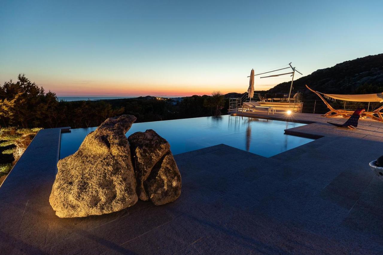 Villa Amira Porto Cervo Con Vista Mozzafiato Sul Mare,Piscina Privata,Wellness & Spa Liscia di Vacca Exterior foto